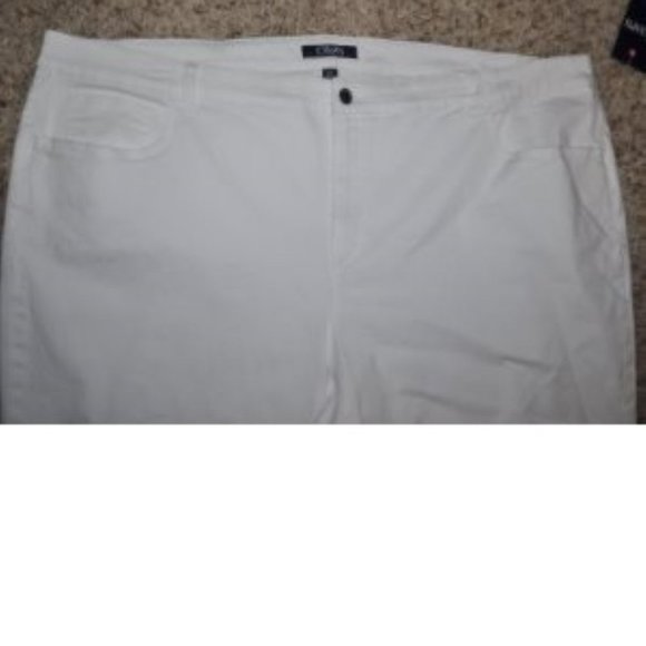 Womens Denim Capris Chaps White 24W Crop Pants Stretch Midrise Plus 5 Pocket - Picture 3 of 6